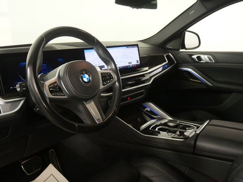 Certified 2025 BMW X6 xDrive40i w/ Climate Comfort Package AWD/4WD image 8