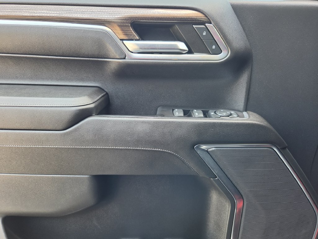 Used 2023 Chevrolet Silverado 1500 LT AWD/4WD image 19