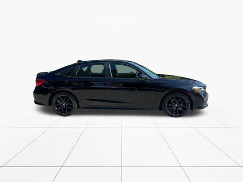 Certified 2024 Honda Civic Sport image 9