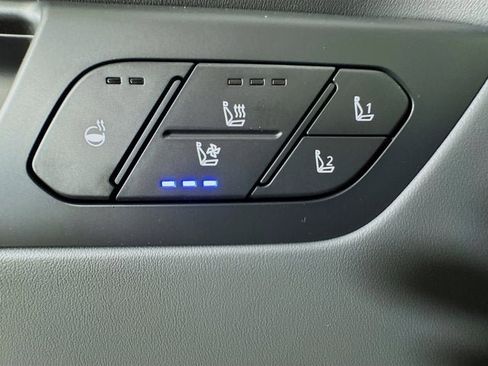 New 2026 Kia EV9 Wind image 35