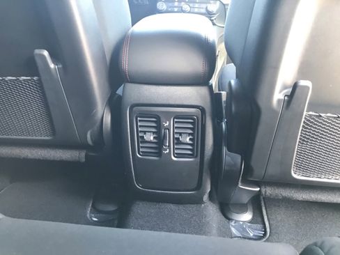 New 2025 Dodge Durango R/T w/ Blacktop Package image 17