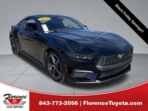 Used 2025 Ford Mustang Coupe image 1
