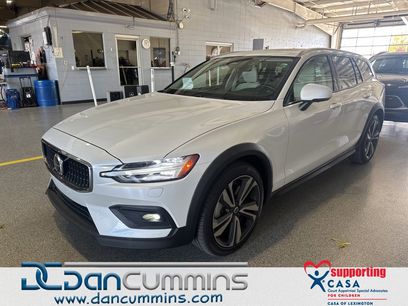 Used 2025 Volvo V60 B5 Cross Country Plus