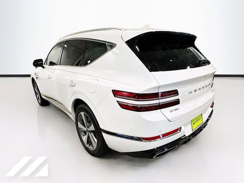 Used 2022 Genesis GV80 2.5T Advanced AWD/4WD image 7