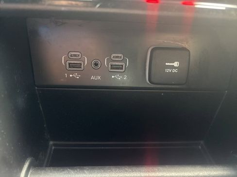 Certified 2023 Jeep Grand Cherokee Limited image 26