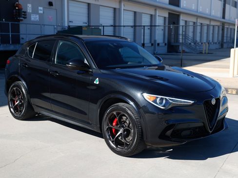 Used 2022 Alfa Romeo Stelvio Quadrifoglio w/ Active Assist Plus Package image 20