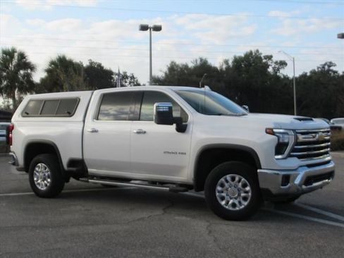 Used 2024 Chevrolet Silverado 2500 LTZ w/ LTZ Convenience Package image 2