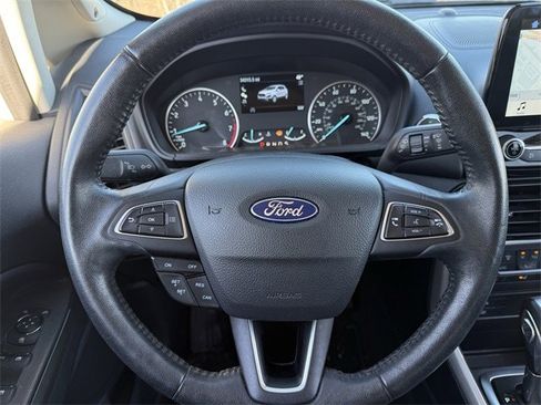 Used 2019 Ford EcoSport Titanium image 11