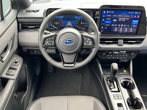 Used 2026 Subaru Outback Premium AWD/4WD image 12