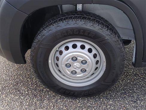 Used 2023 RAM ProMaster 2500 image 11