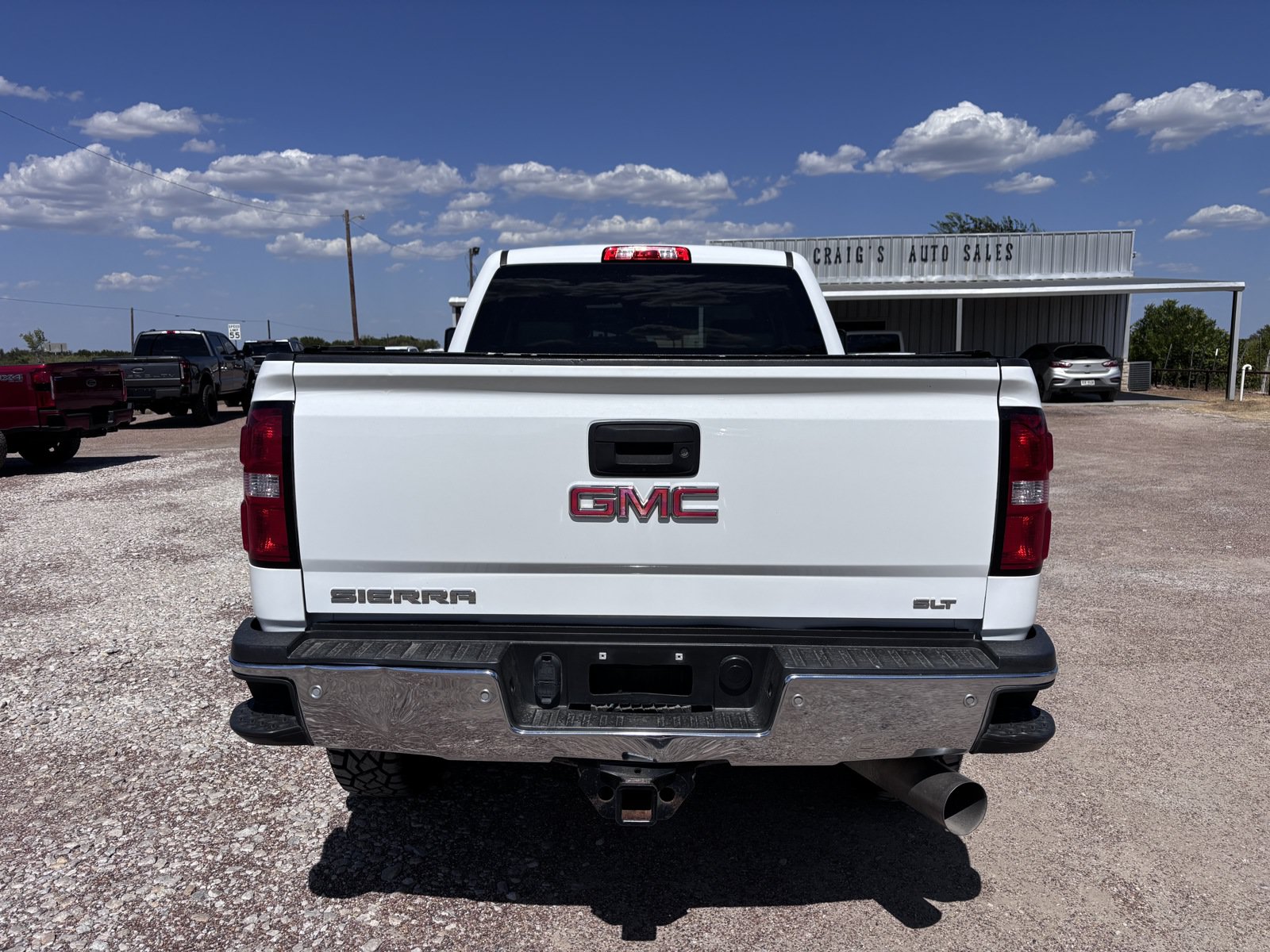 Used 2018 GMC Sierra 2500 SLT w/ Duramax Plus Package AWD/4WD image 4