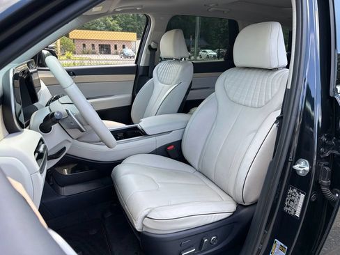 Certified 2024 Hyundai Palisade Limited AWD/4WD image 23