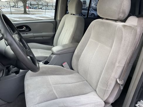 Used 2005 Chevrolet TrailBlazer LS image 12
