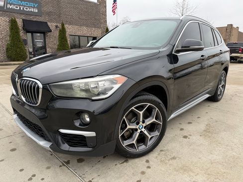 Used 2019 BMW X1 xDrive28i w/ Convenience Package image 1