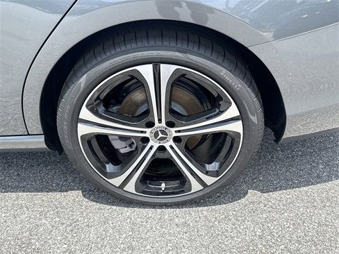 New 2025 Mercedes-Benz C 300 Sedan image 28