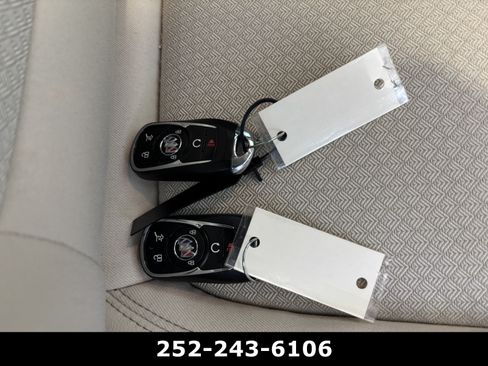 Used 2023 Buick Encore GX Select FWD image 9
