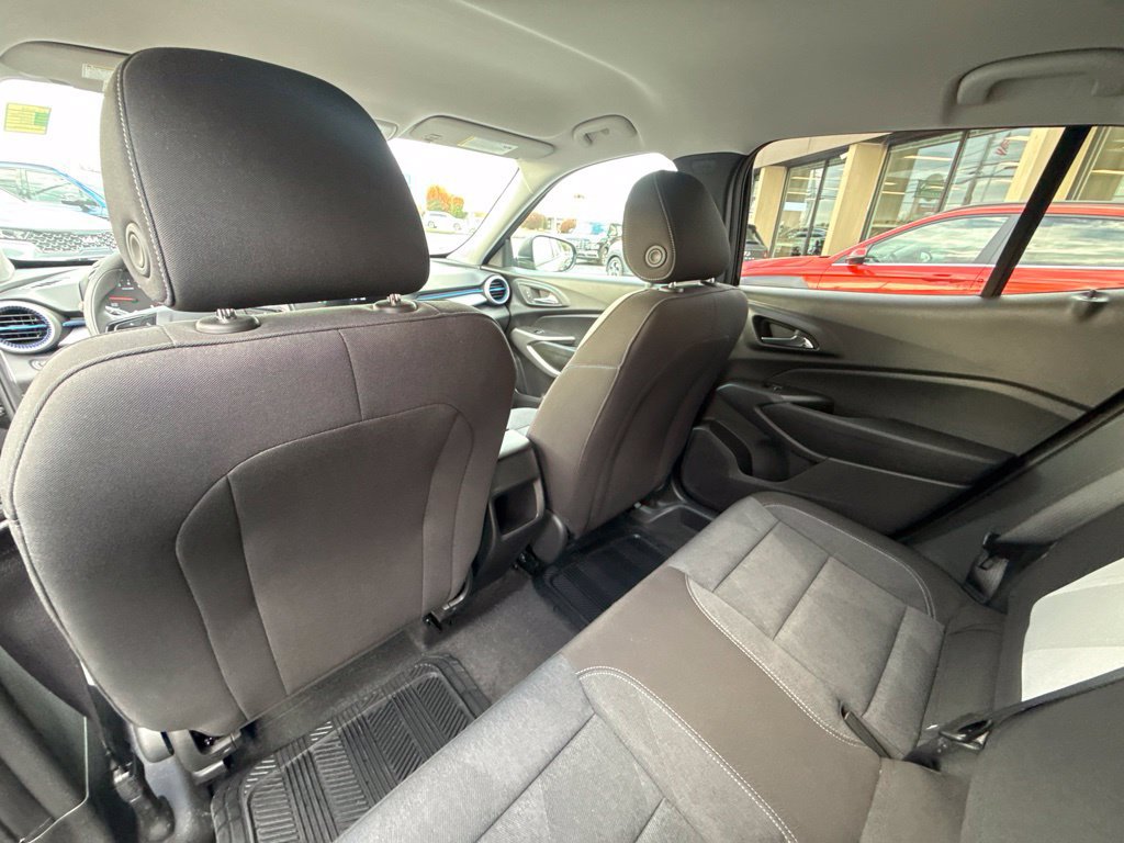 Used 2024 Chevrolet Trax LS FWD image 23