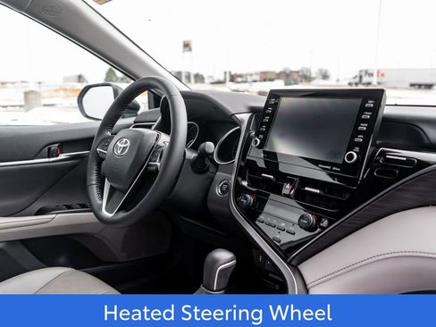 Used 2023 Toyota Camry XLE w/ Cold Weather Package image 11