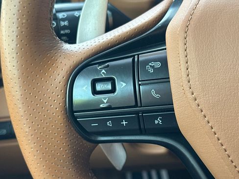 Used 2018 Lexus LC 500 Coupe w/ Performance Package image 27