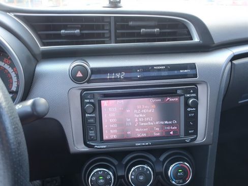 Used 2014 Scion tC image 14