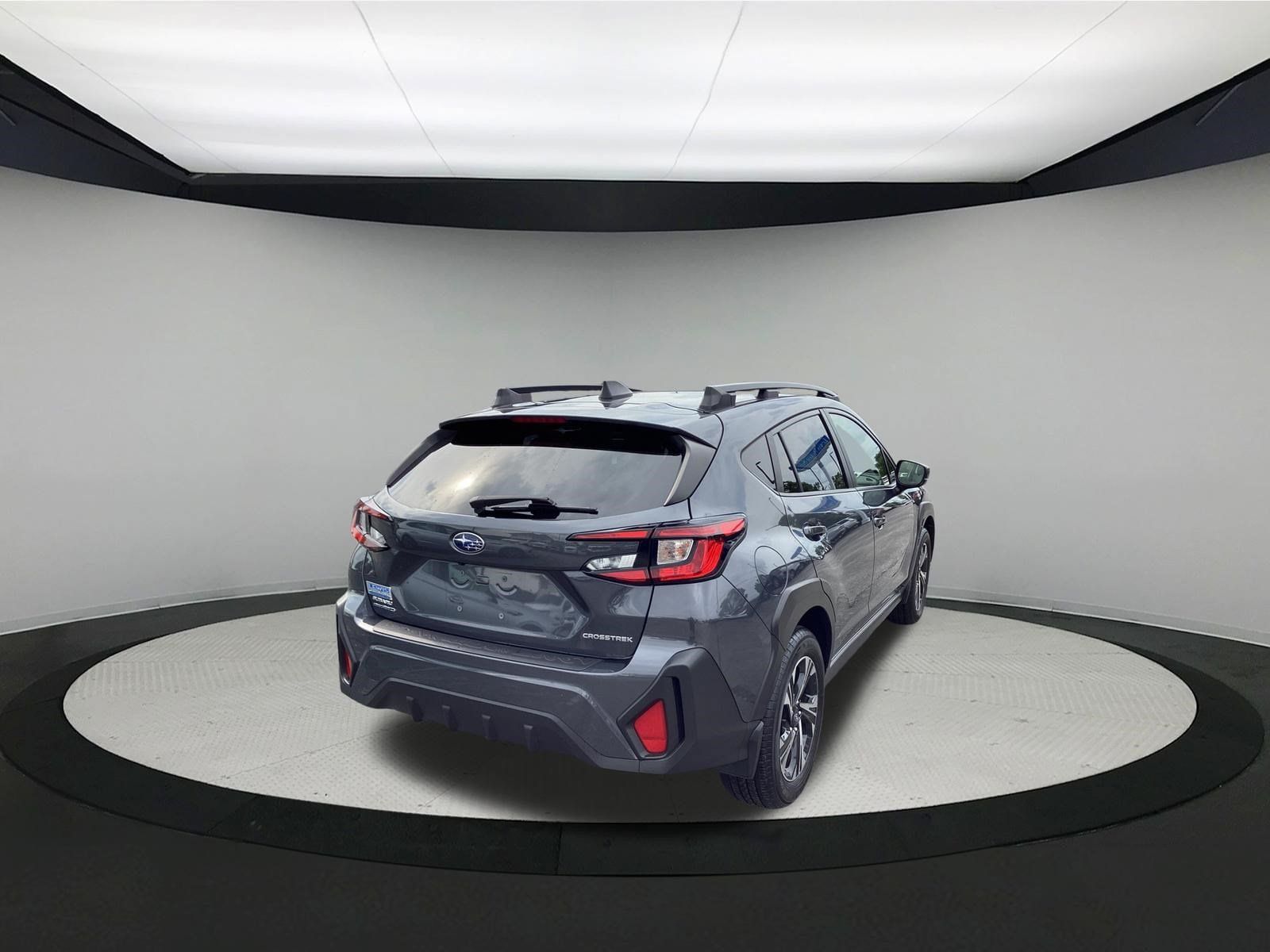 Used 2024 Subaru Crosstrek 2.0i Premium AWD/4WD image 8
