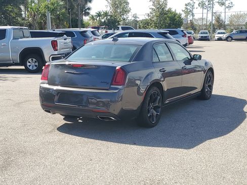 Used 2023 Chrysler 300 S image 4