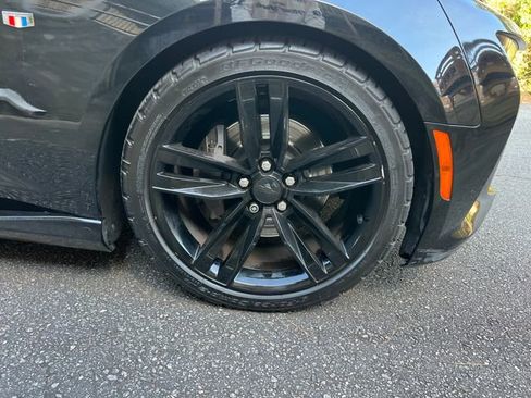 Used 2017 Chevrolet Camaro SS w/ LPO, Ground Effects Package image 32
