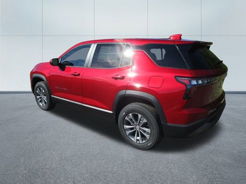 New 2026 Chevrolet Equinox LT w/ Convenience Package II image 3