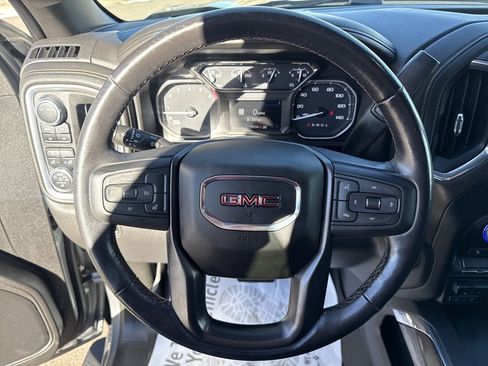 Used 2022 GMC Sierra 1500 AT4 w/ AT4 Preferred Package image 16