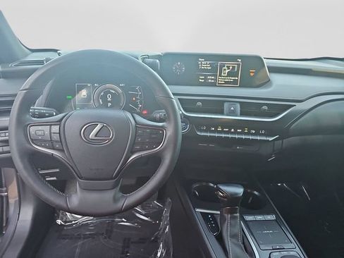Used 2020 Lexus UX 250h w/ Accessory Package 2 AWD/4WD image 12