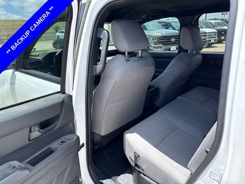 Used 2024 Toyota Tacoma SR5 RWD image 7