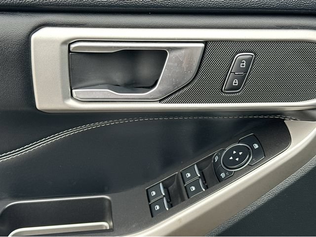 Used 2023 Ford Explorer XLT RWD image 34