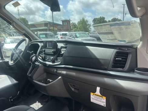 New 2025 Ford Transit 250 148 Medium Roof w/ Load Area Protection Package image 15