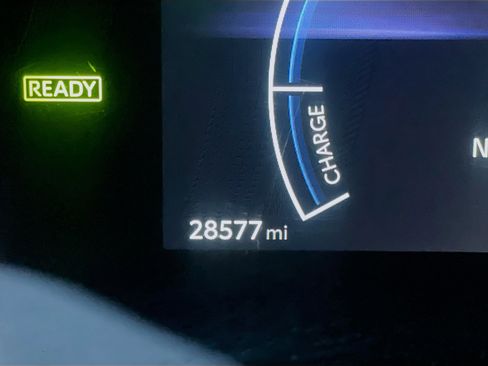 Used 2025 Toyota Camry SE image 19