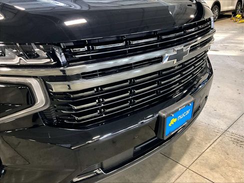 Used 2022 Chevrolet Suburban RST w/ Luxury Package image 33