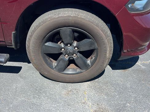 Used 2017 RAM 1500 Express w/ Express Value Package image 7