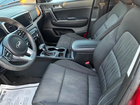 Used 2020 Kia Sportage LX image 5