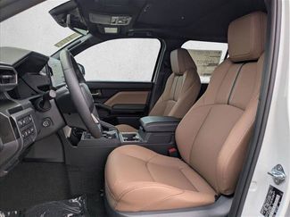 New 2026 Toyota 4Runner Limited AWD/4WD video 4
