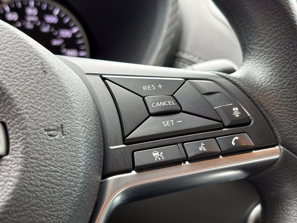 Used 2024 Nissan Sentra SV FWD image 21