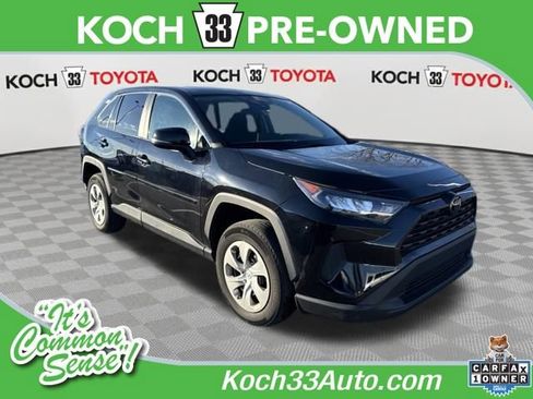 Used 2022 Toyota RAV4 LE image 1