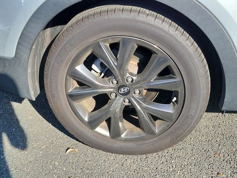 Used 2017 Hyundai Santa Fe Sport w/ 2.0T Ultimate Tech Package 05 image 4