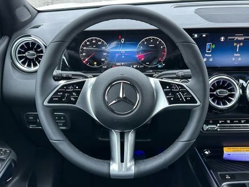 New 2026 Mercedes-Benz GLB 250 4MATIC image 13