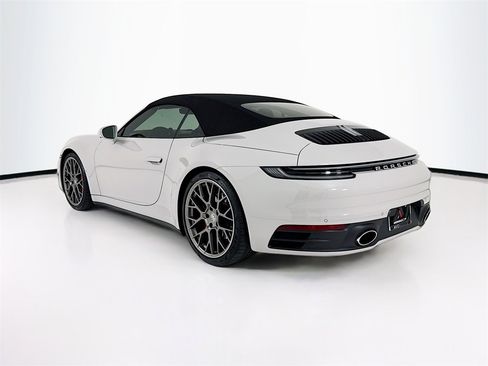 Used 2024 Porsche 911 Carrera S image 3