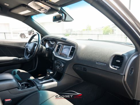 Used 2022 Dodge Charger R/T w/ Blacktop Package image 15