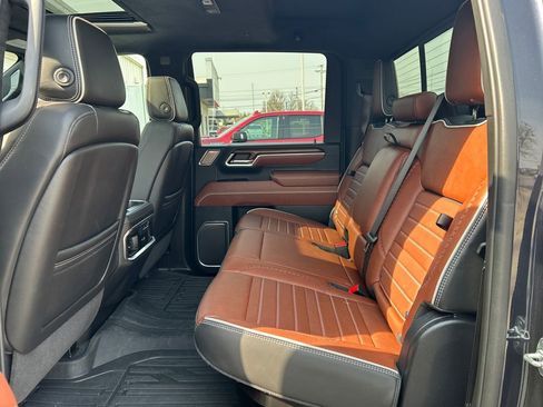 Certified 2025 GMC Sierra 2500 Denali Ultimate image 47