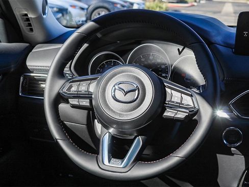 New 2025 MAZDA CX-5 Carbon Edition image 17