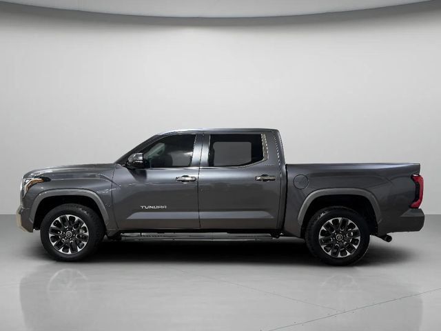 Used 2024 Toyota Tundra Limited AWD/4WD image 7