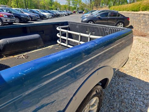 Used 2002 Nissan Frontier XE RWD image 22