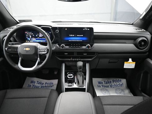 New 2026 Chevrolet Colorado W/T w/ WT Custom Package AWD/4WD image 18