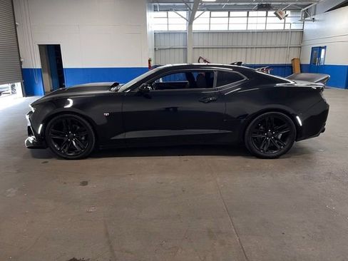 Used 2018 Chevrolet Camaro LT w/ RS Package RWD image 6